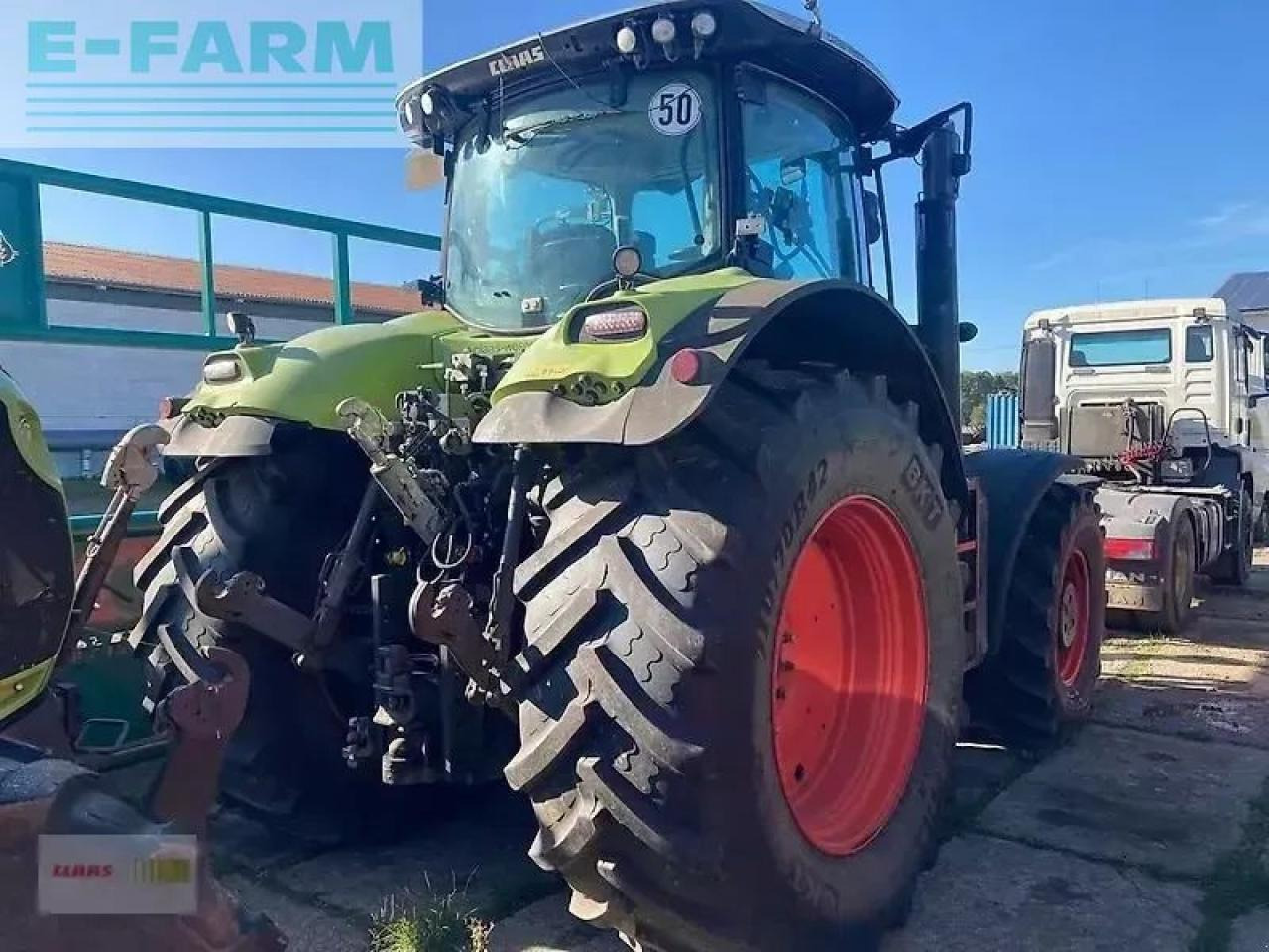 Farm tractor CLAAS axion 830