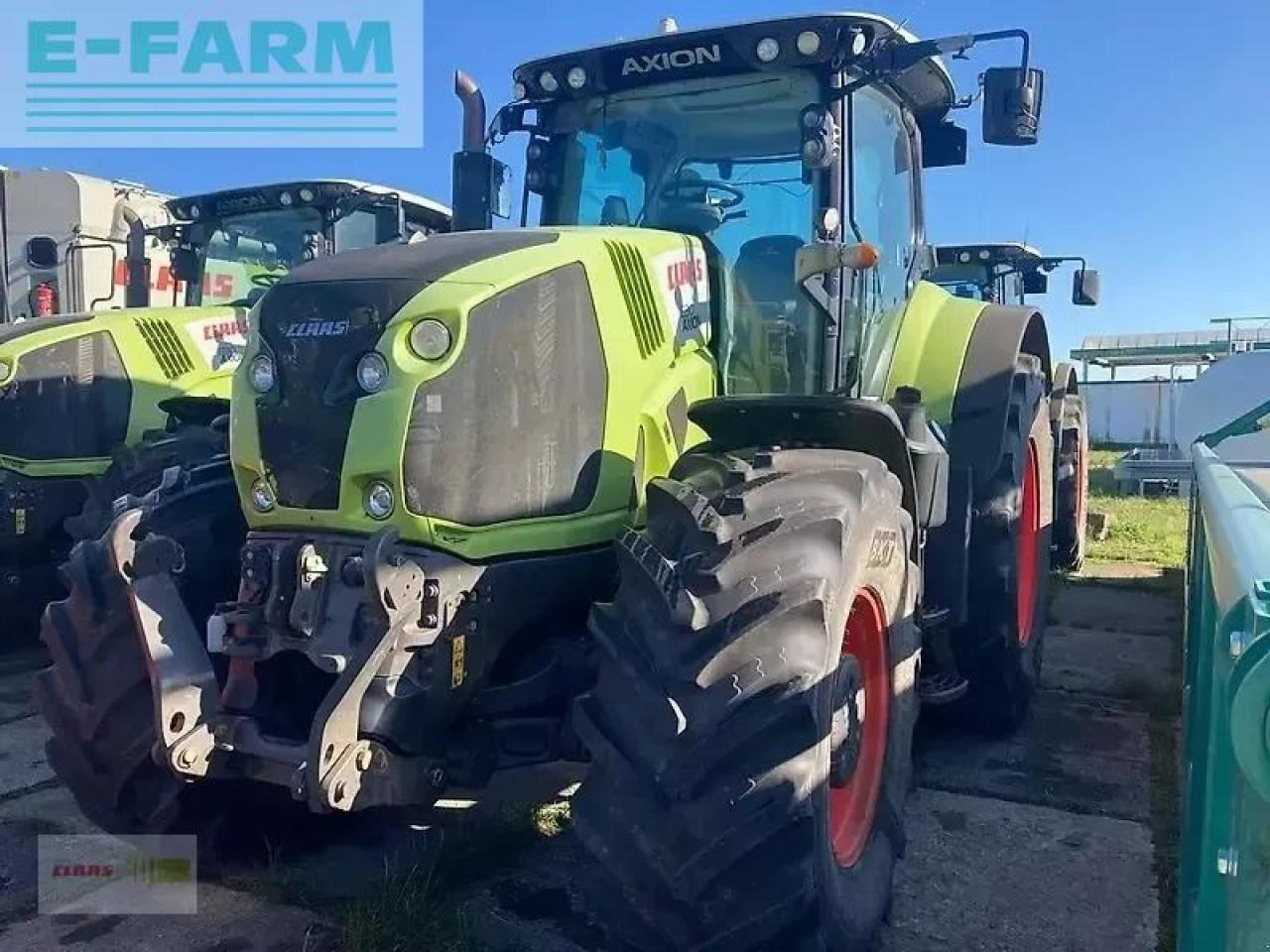Farm tractor CLAAS axion 830