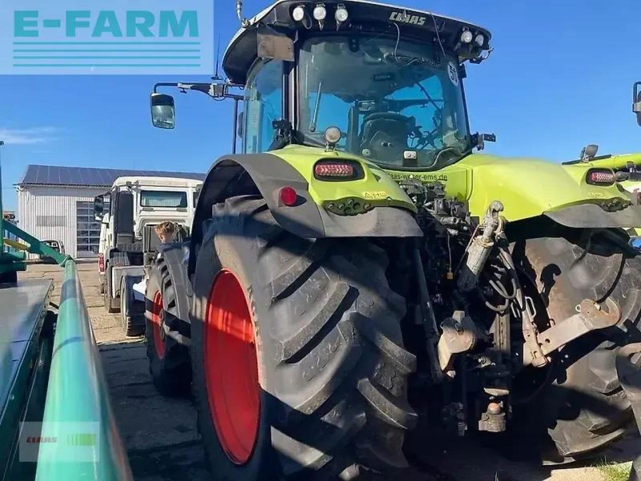 Farm tractor CLAAS axion 830