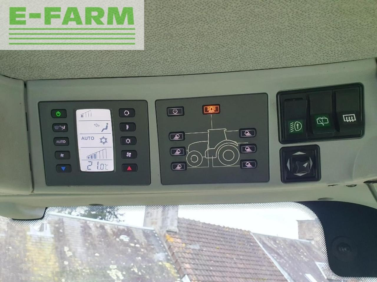 Farm tractor CLAAS axion 830 c matic