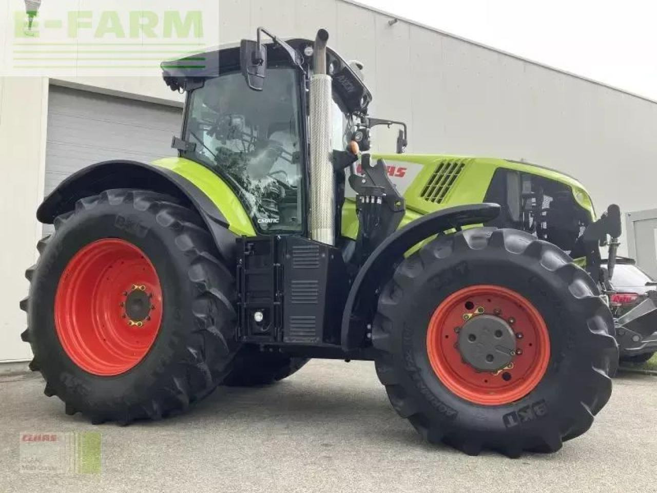 Farm tractor CLAAS axion 830 c-matic CMATIC