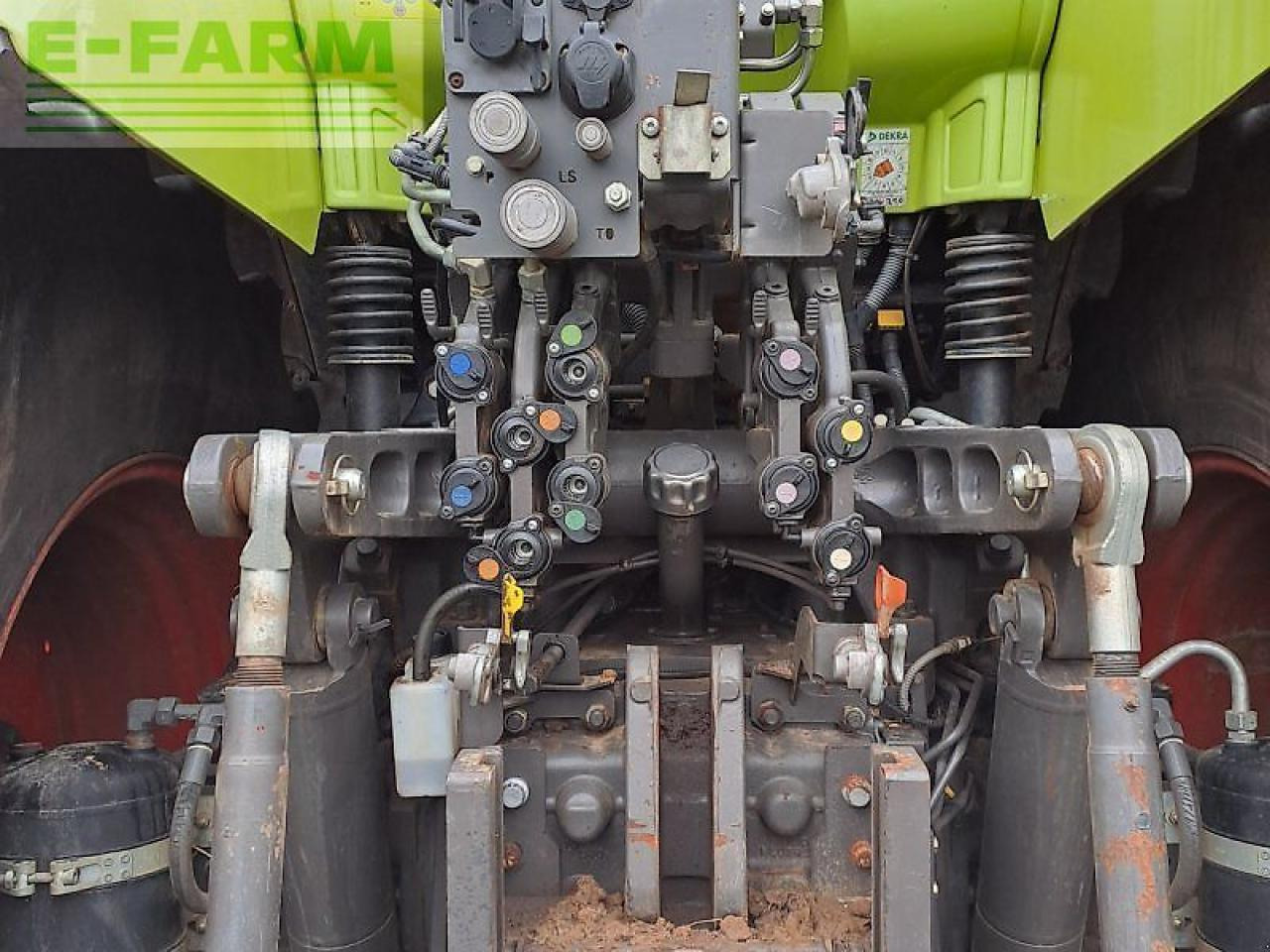 Farm tractor CLAAS axion 830 cebis