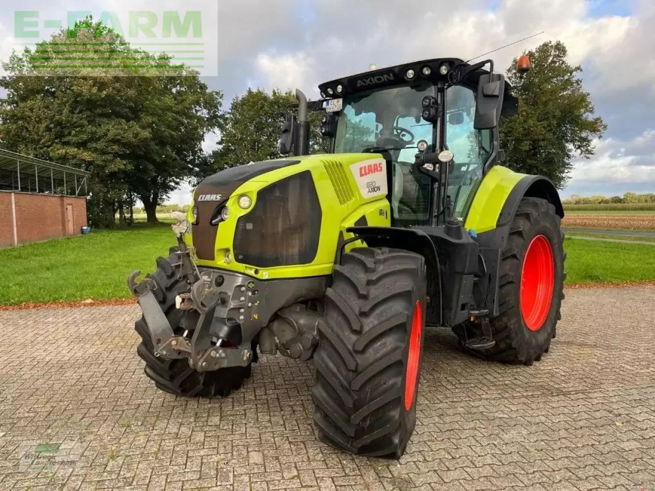 Farm tractor CLAAS axion 830 cebis