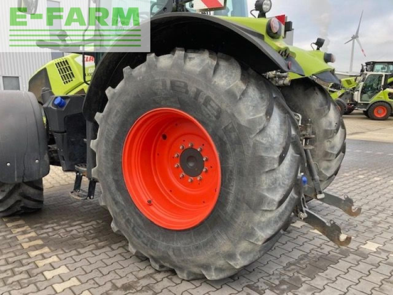 Farm tractor CLAAS axion 830 cebis
