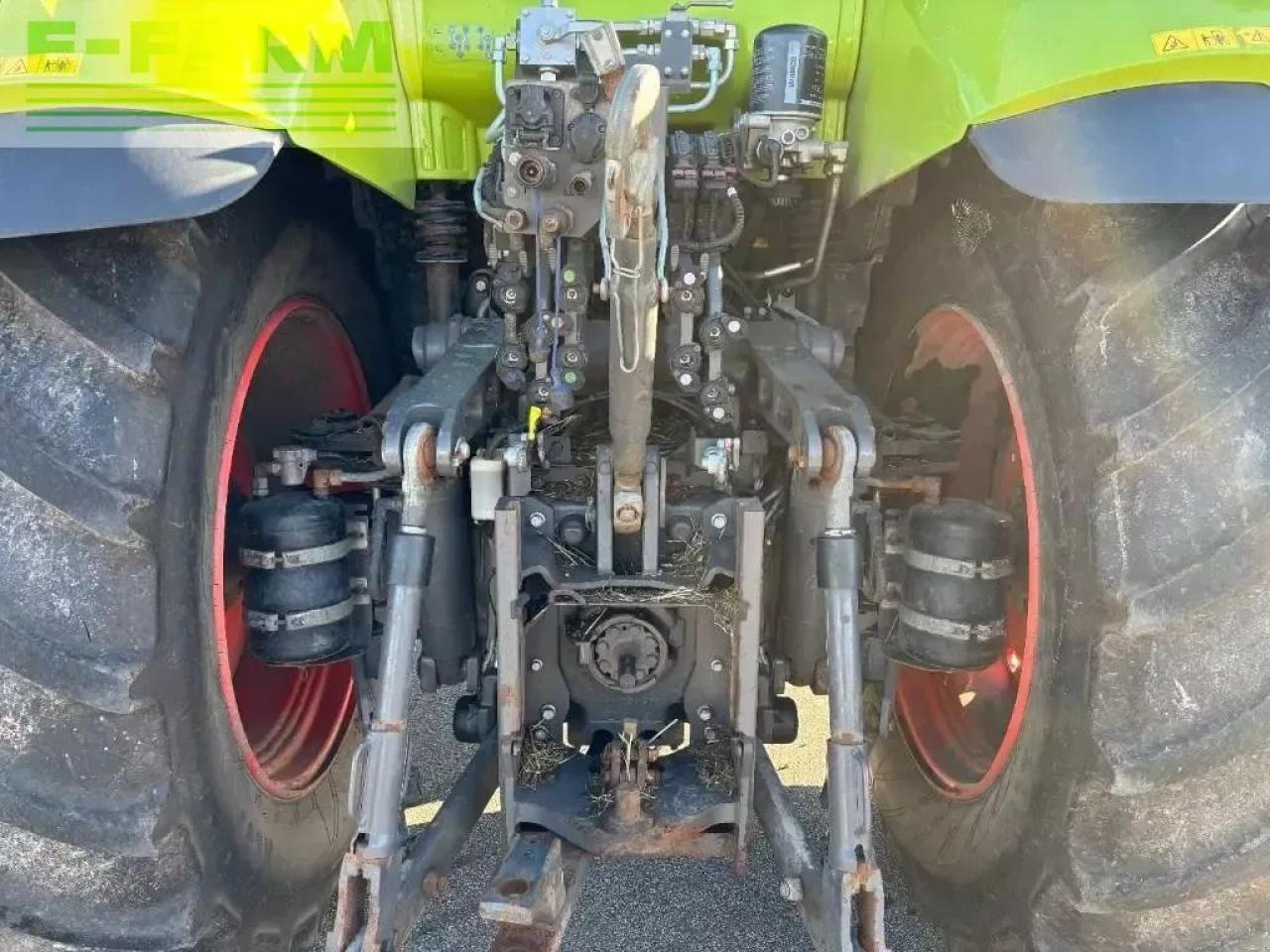 Farm tractor CLAAS axion 830 cebis