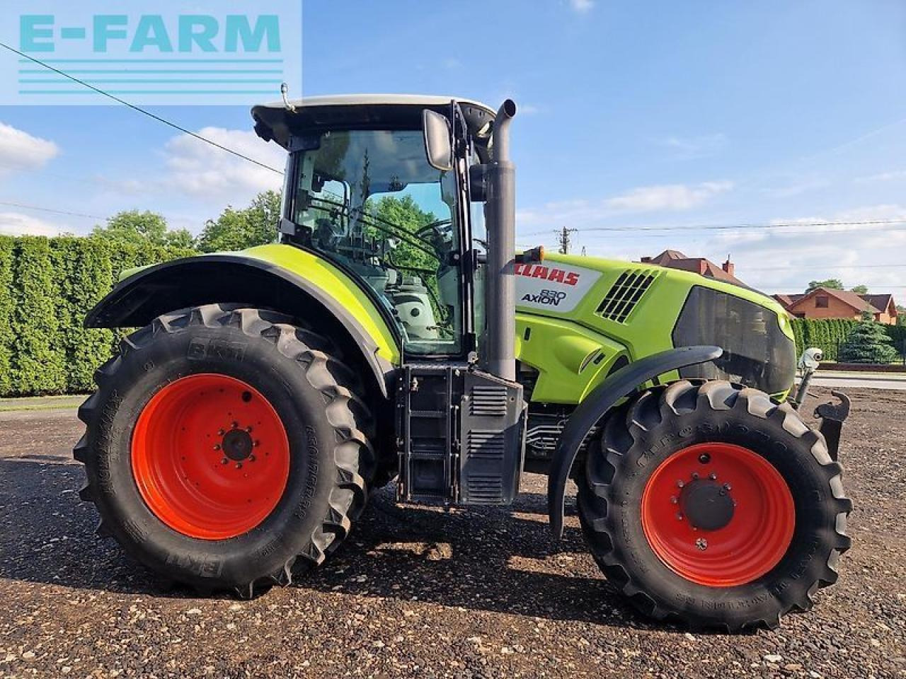 Farm tractor CLAAS axion 830 cis