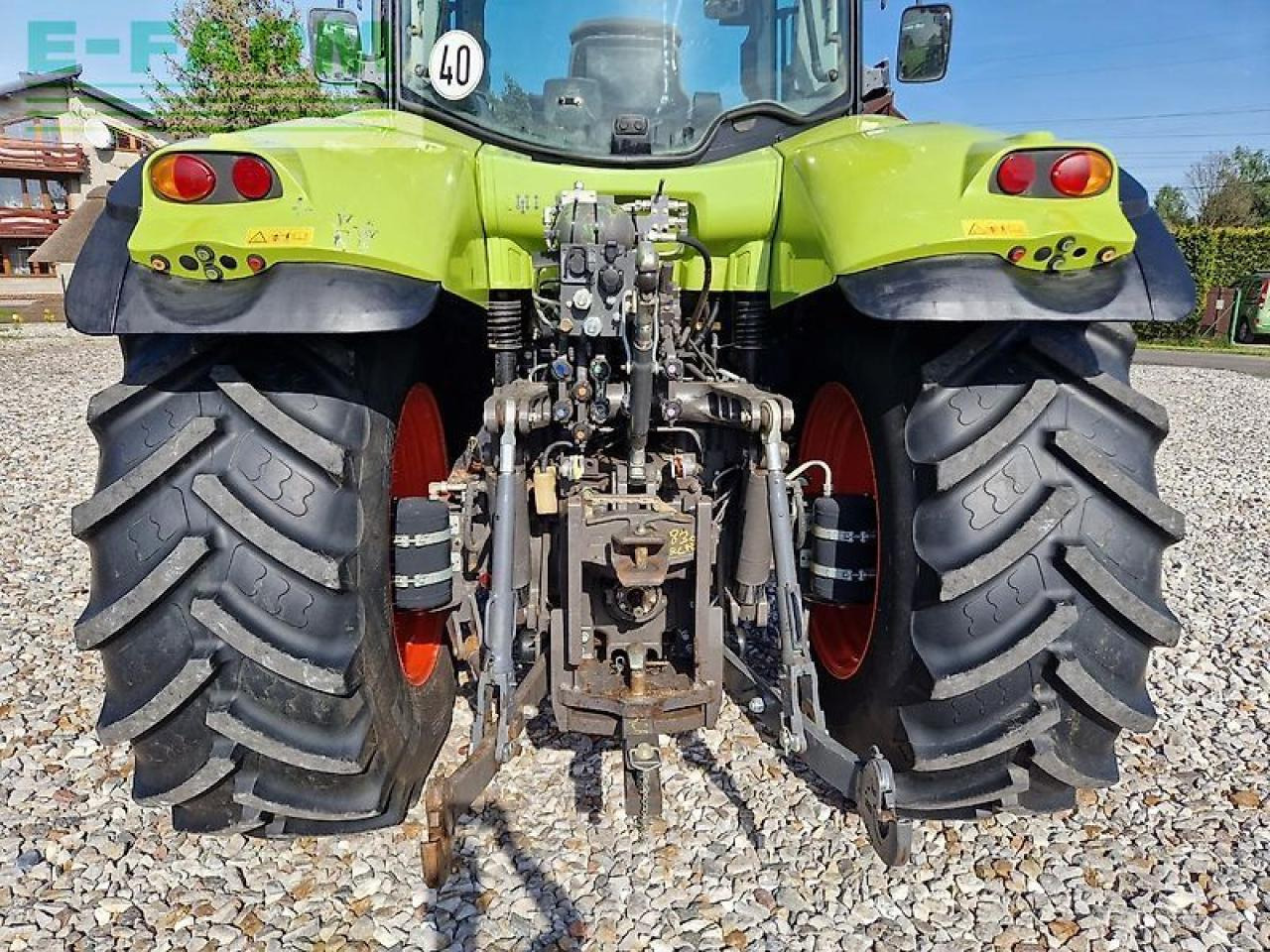 Farm tractor CLAAS axion 830 cis