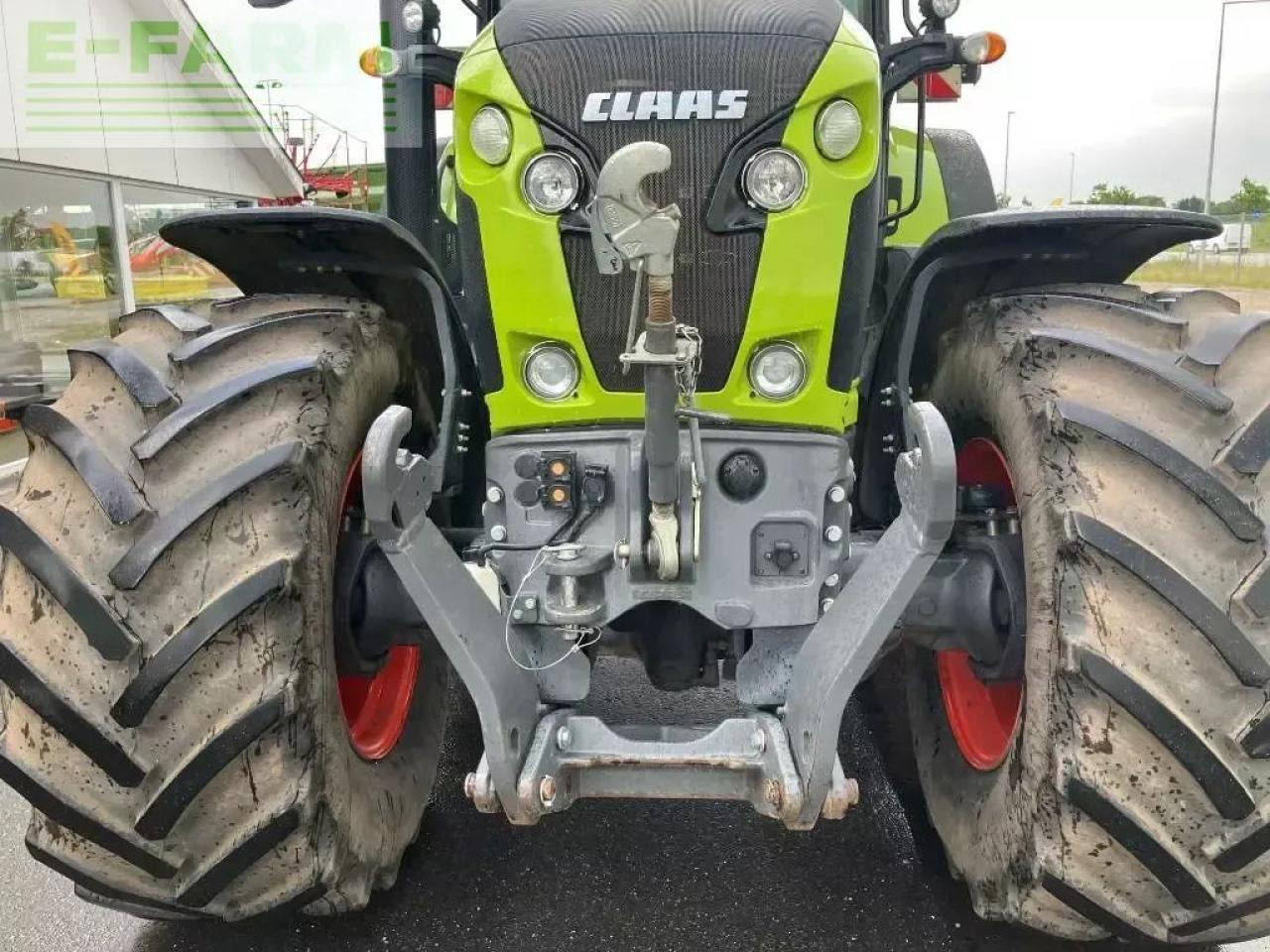 Farm tractor CLAAS axion 830 cis+