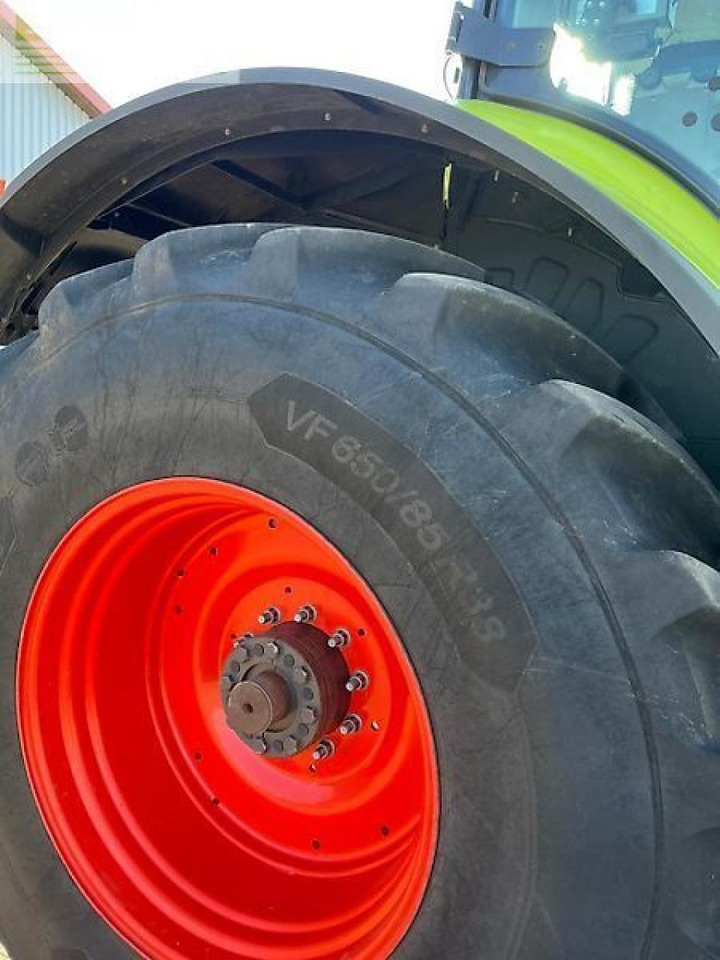 Farm tractor CLAAS axion 830 cmatic CMATIC