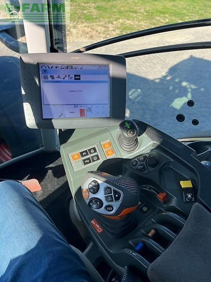 Farm tractor CLAAS axion 830 cmatic CMATIC