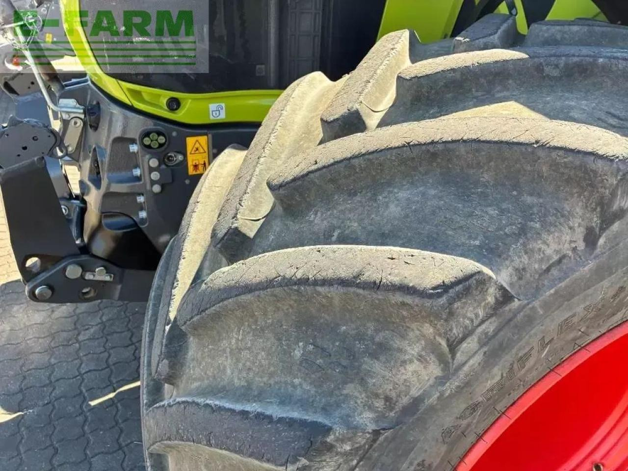 Farm tractor CLAAS axion 830 cmatic CMATIC