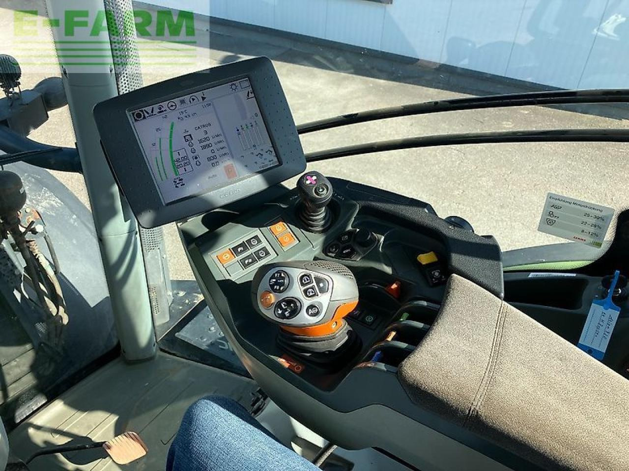 Farm tractor CLAAS axion 830 cmatic CMATIC