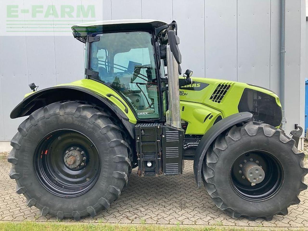 Farm tractor CLAAS axion 830 cmatic CMATIC
