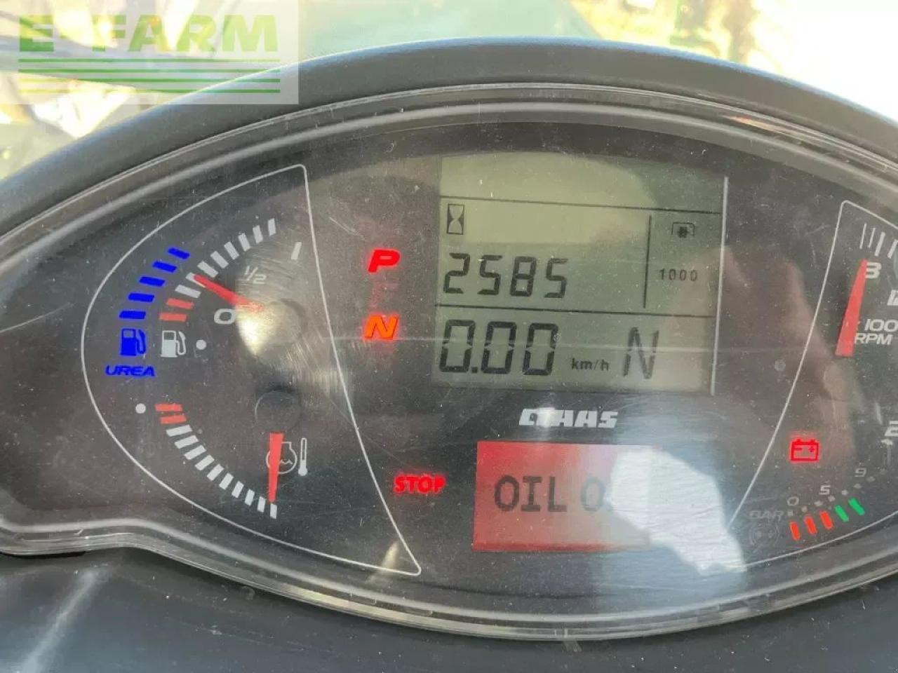 Farm tractor CLAAS axion 830 cmatic business CMATIC