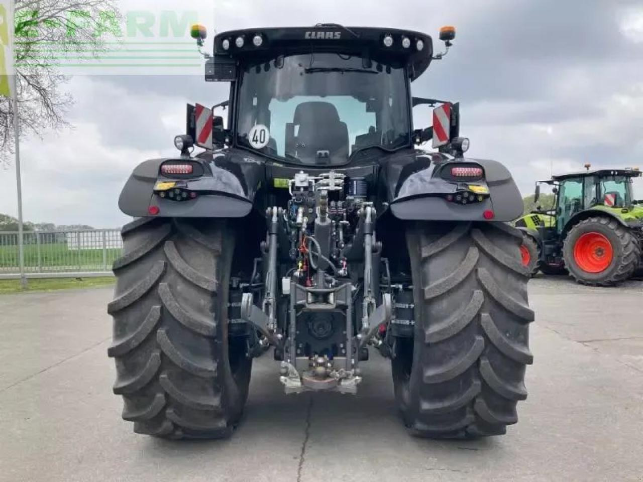 Farm tractor CLAAS axion 830 cmatic cebis CMATIC CEBIS