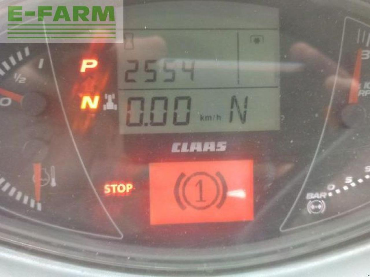Farm tractor CLAAS axion 830 cmatic cebis CMATIC CEBIS