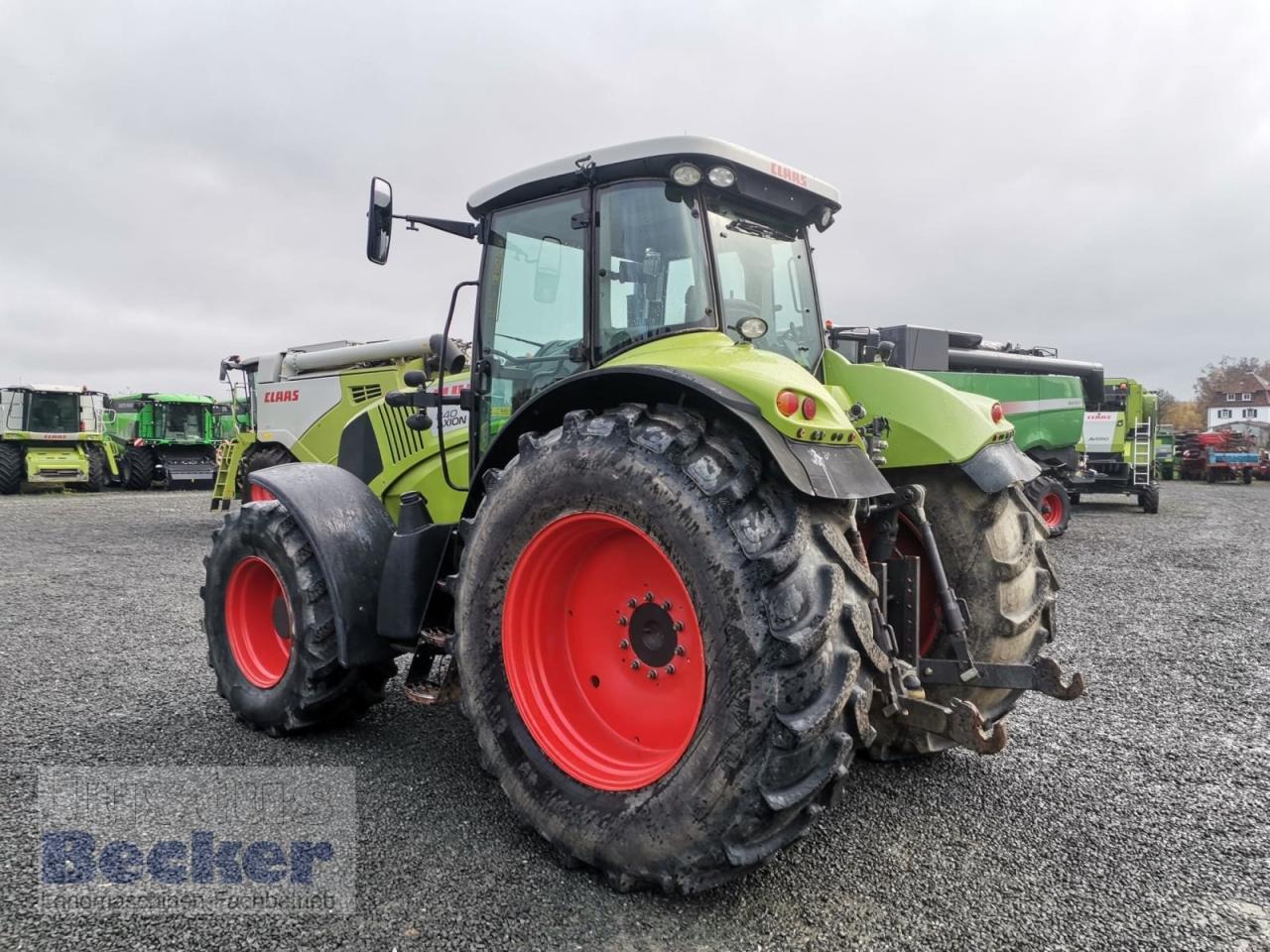 Farm tractor CLAAS axion 840