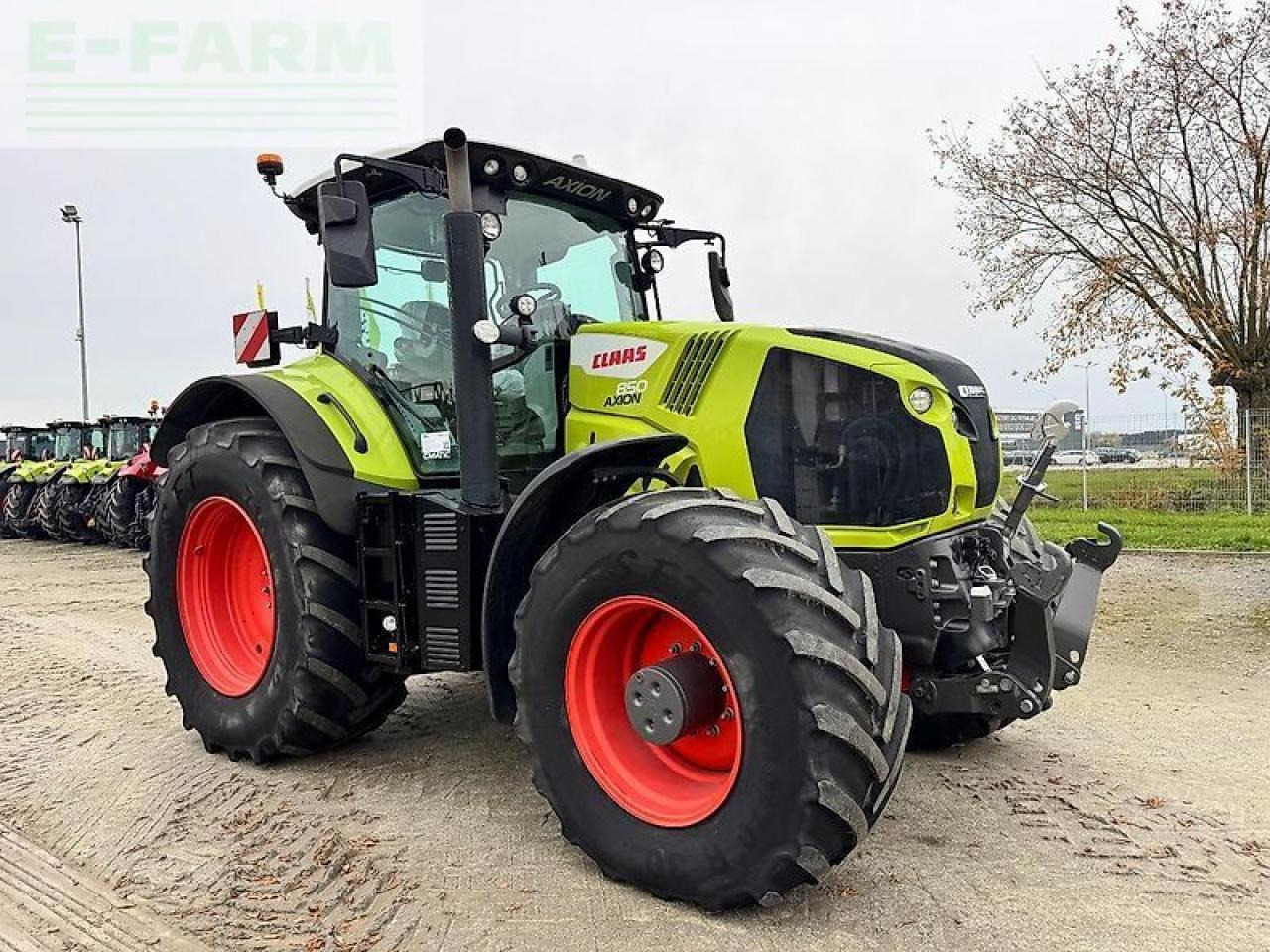 Farm tractor CLAAS axion 850