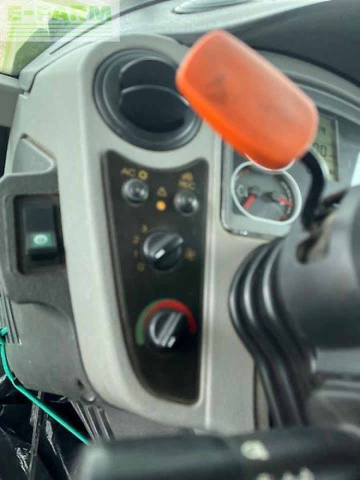 Farm tractor CLAAS axion 850 cebis