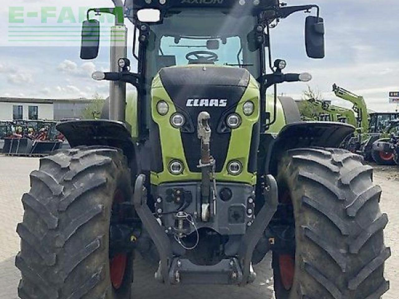 Farm tractor CLAAS axion 850 cebis