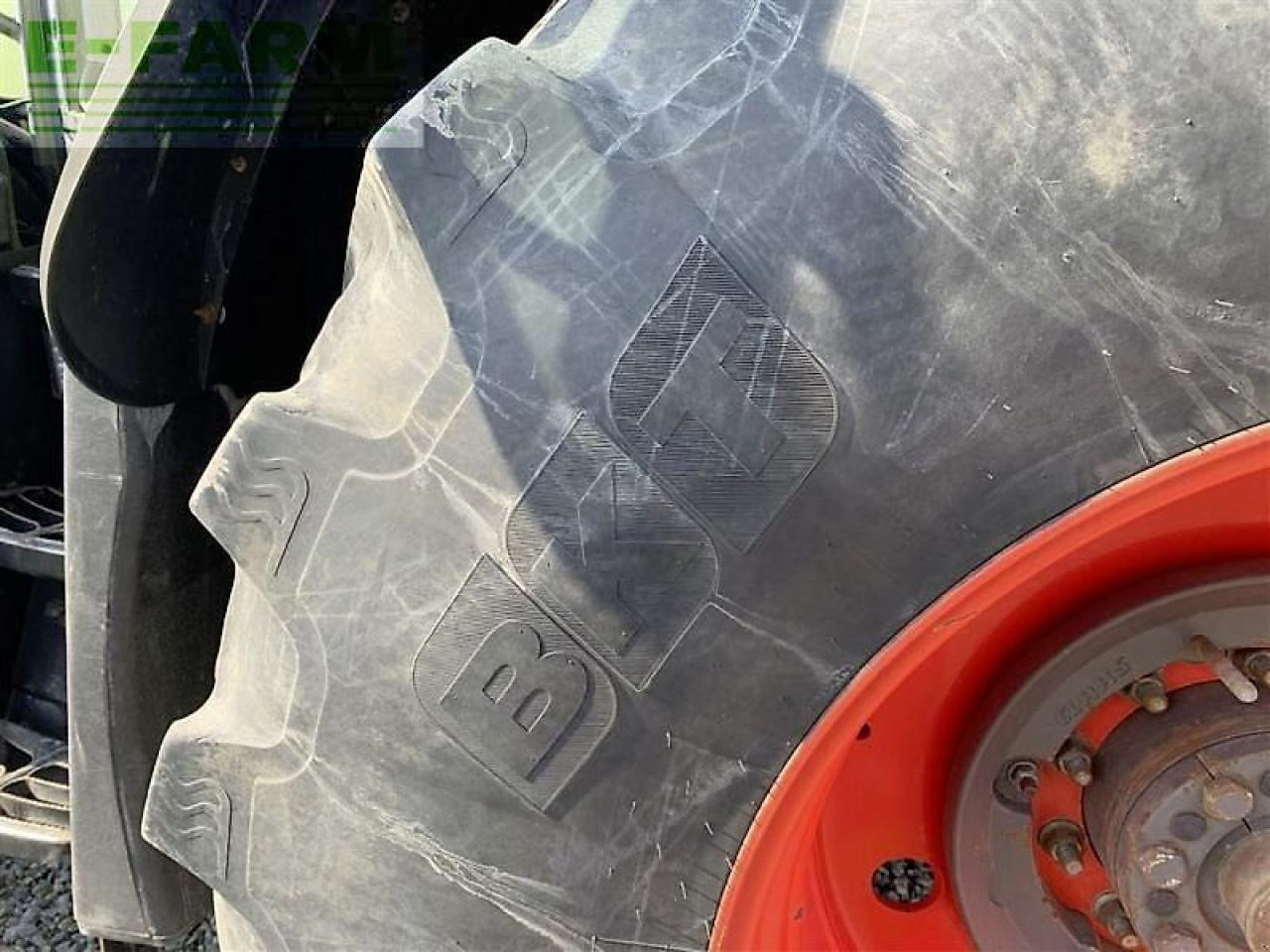 Farm tractor CLAAS axion 850 cebis