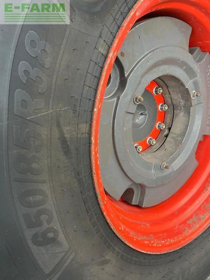 Farm tractor CLAAS axion 850 cebis