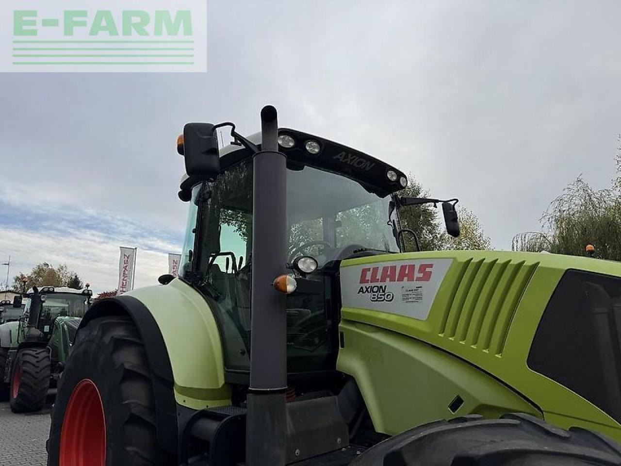 Farm tractor CLAAS axion 850 cis