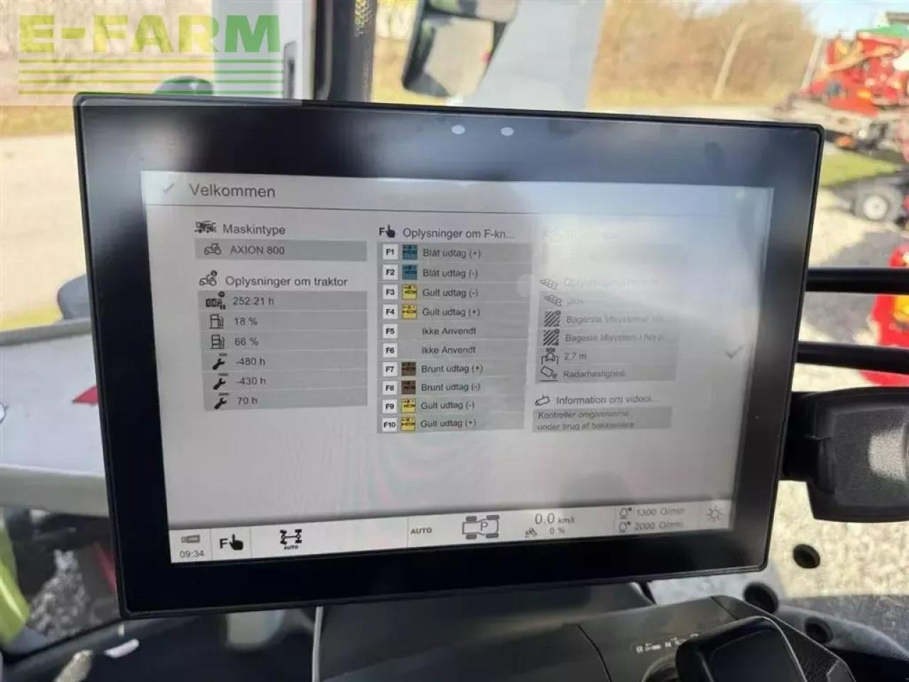 Farm tractor CLAAS axion 850 cmatic CMATIC