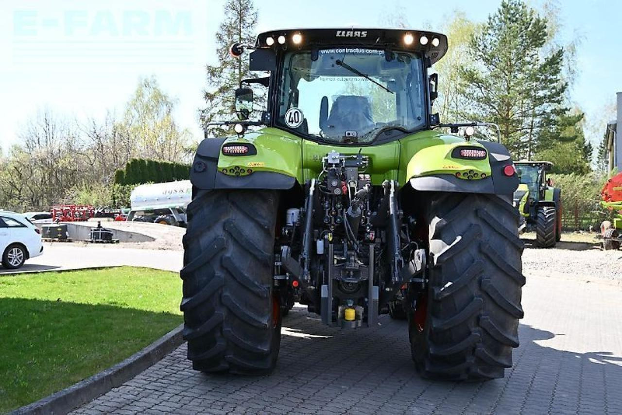 Farm tractor CLAAS axion 850 cmatic CMATIC