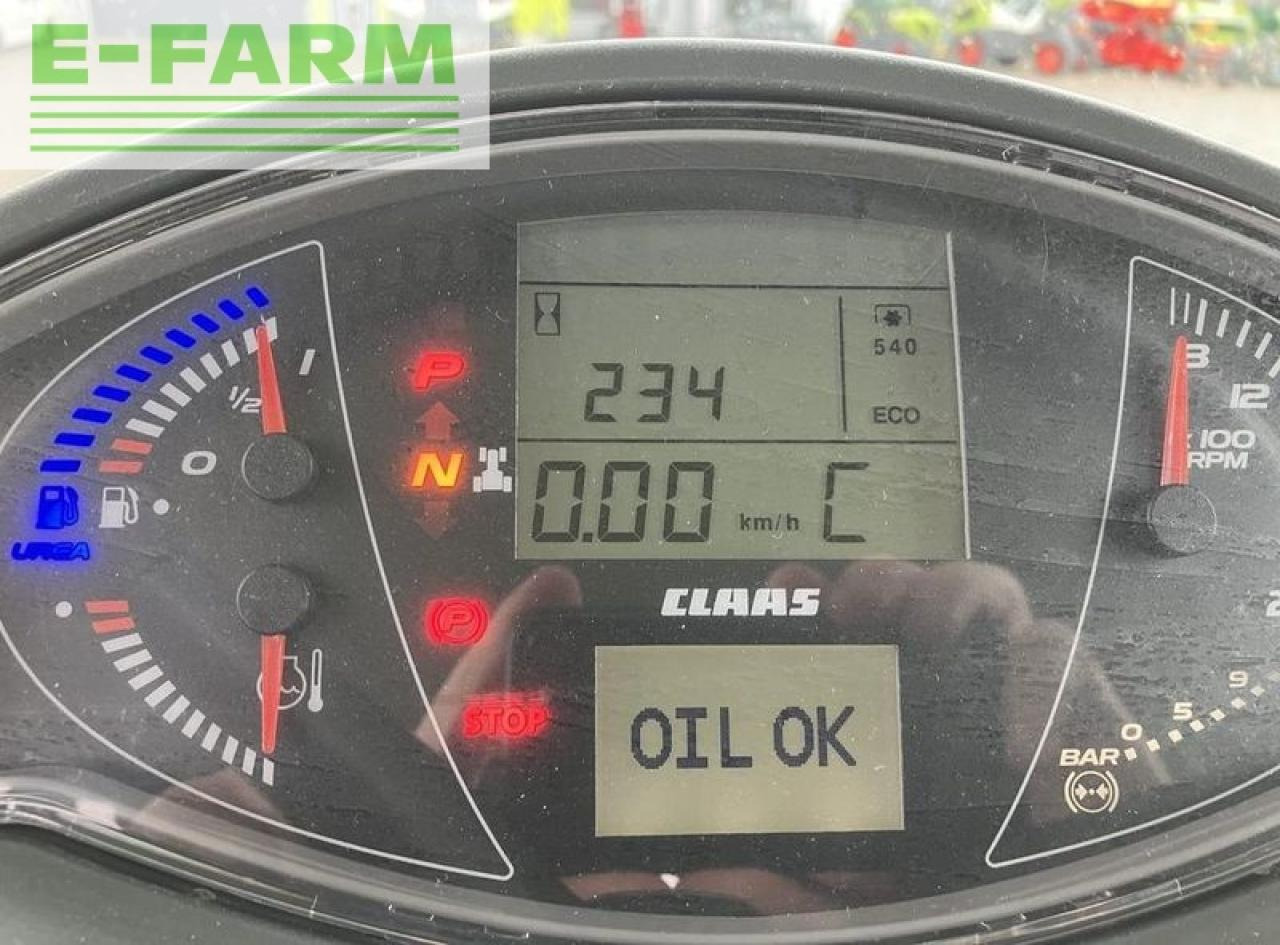 Farm tractor CLAAS axion 850 mit fzw