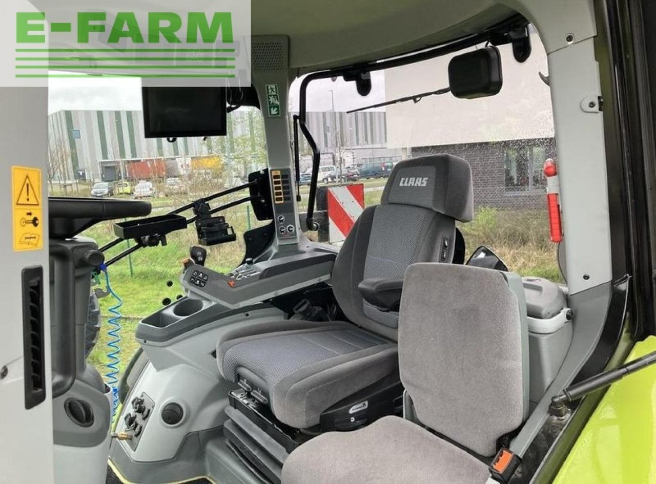 Farm tractor CLAAS axion 850 mit fzw