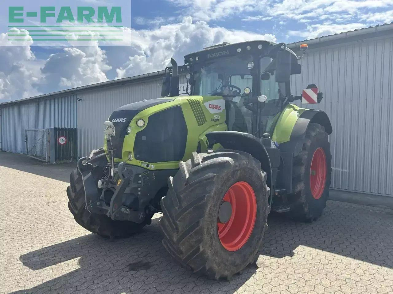 Farm tractor CLAAS axion 870