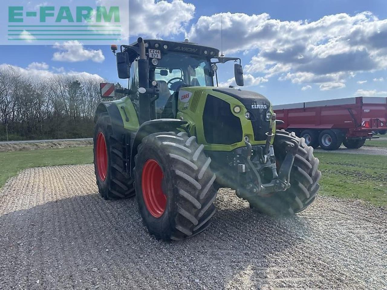Farm tractor CLAAS axion 870