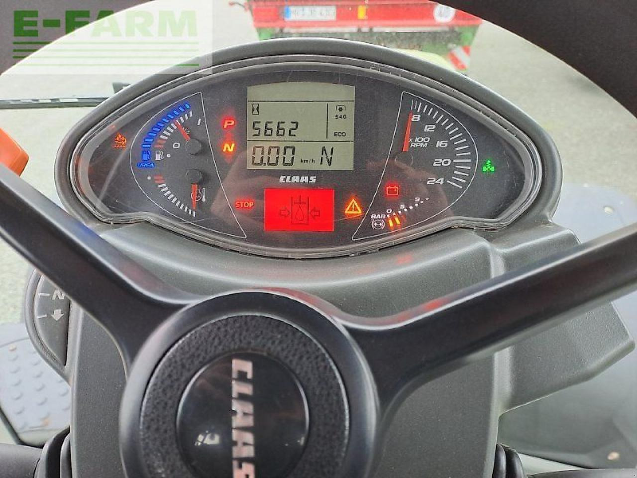 Farm tractor CLAAS axion 870 c-matic CMATIC