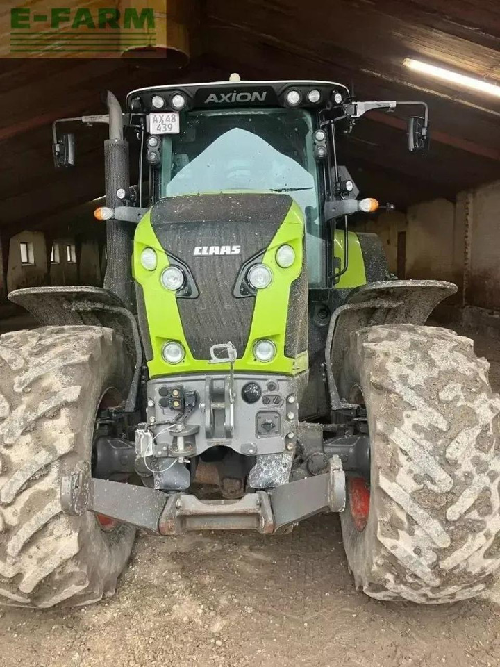 Farm tractor CLAAS axion 870 cmatic
