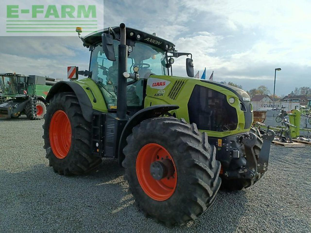 Farm tractor CLAAS axion 870 cmatic