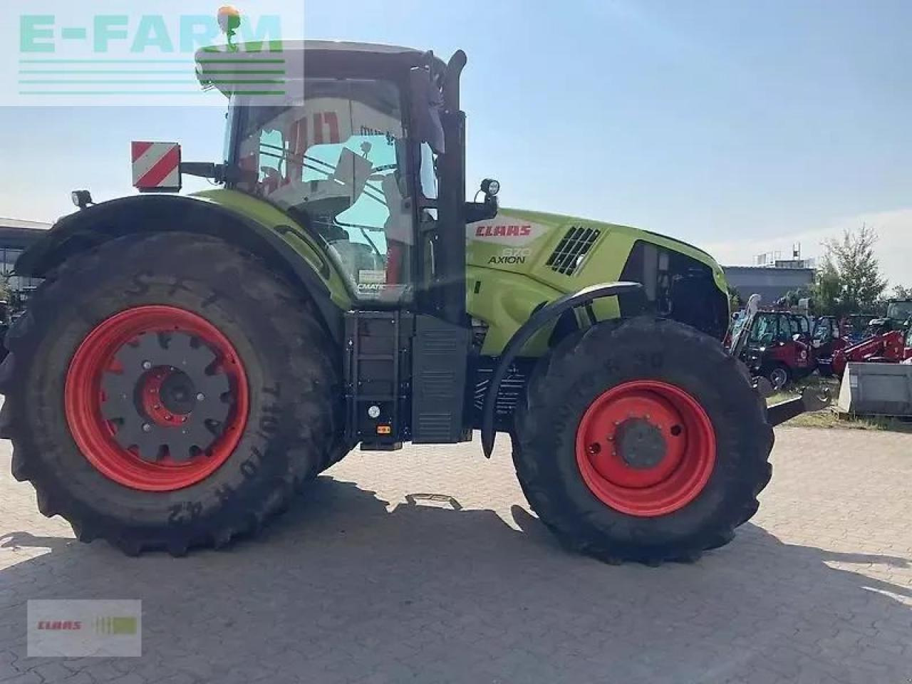 Farm tractor CLAAS axion 870 cmatic CMATIC