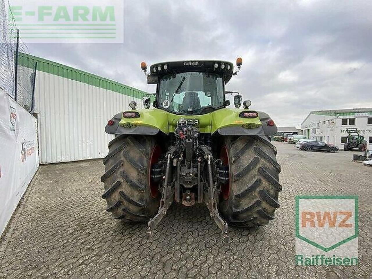 Farm tractor CLAAS axion 870 cmatic CMATIC