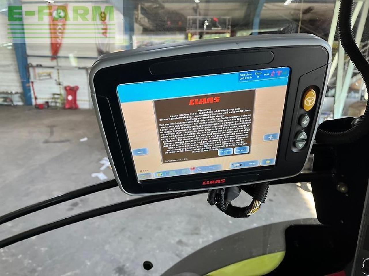 Farm tractor CLAAS axion 870 cmatic ceb CMATIC