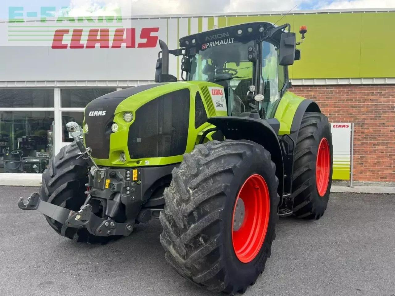 Farm tractor CLAAS axion 920 cebis
