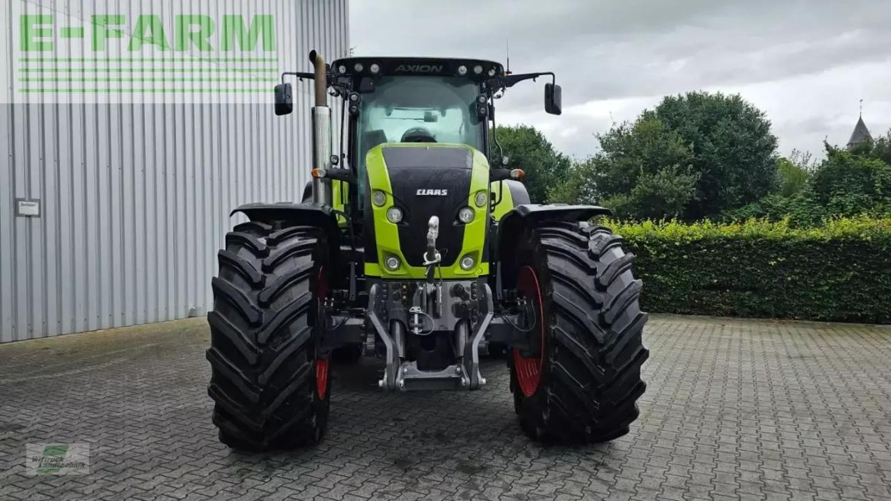 Farm tractor CLAAS axion 920 cmatic
