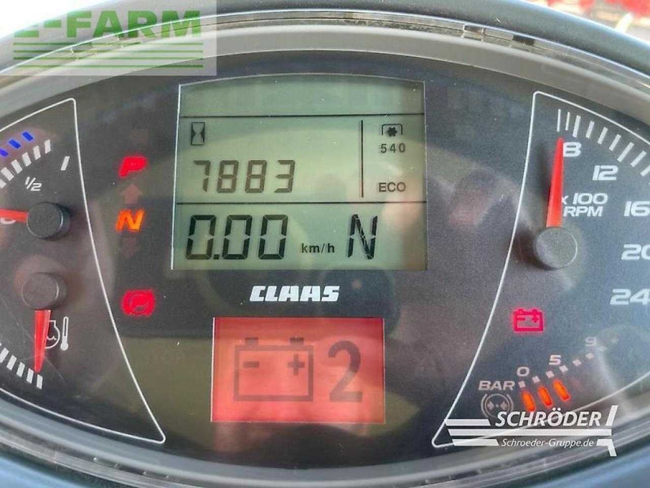 Farm tractor CLAAS axion 920 cmatic