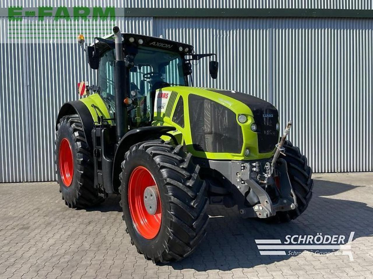 Farm tractor CLAAS axion 920 cmatic