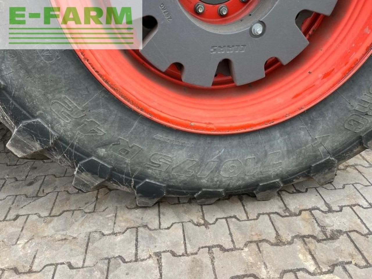 Farm tractor CLAAS axion 920 cmatic cebis CMATIC CEBIS