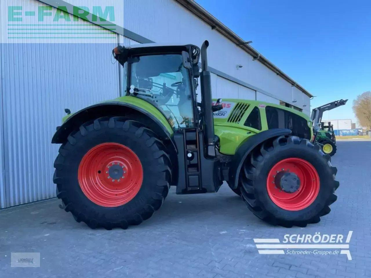 Farm tractor CLAAS axion 920 cmatic + rtk