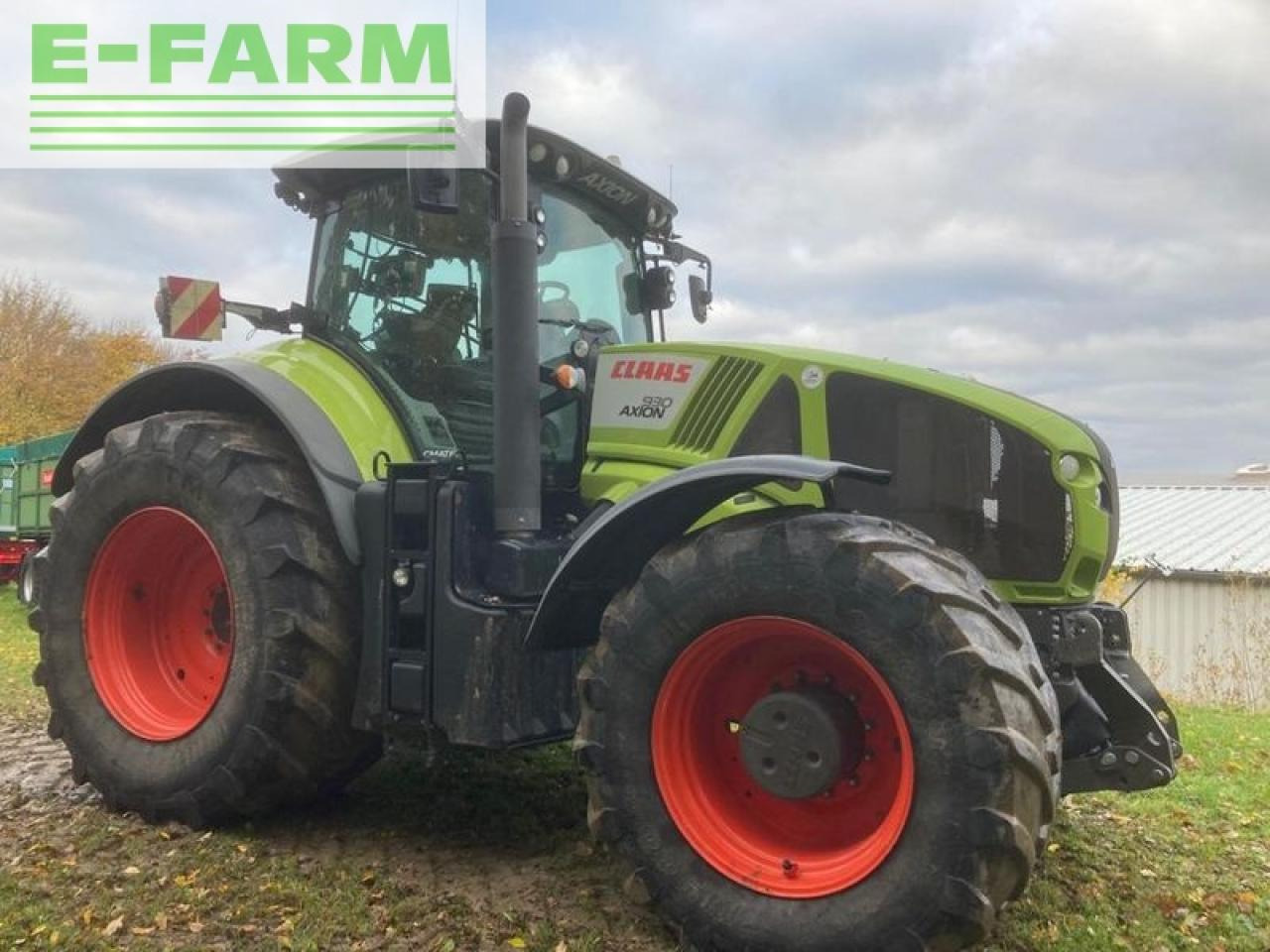 Farm tractor CLAAS axion 930