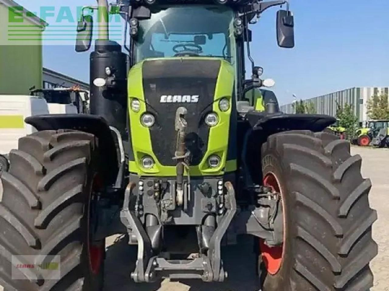 Farm tractor CLAAS axion 930