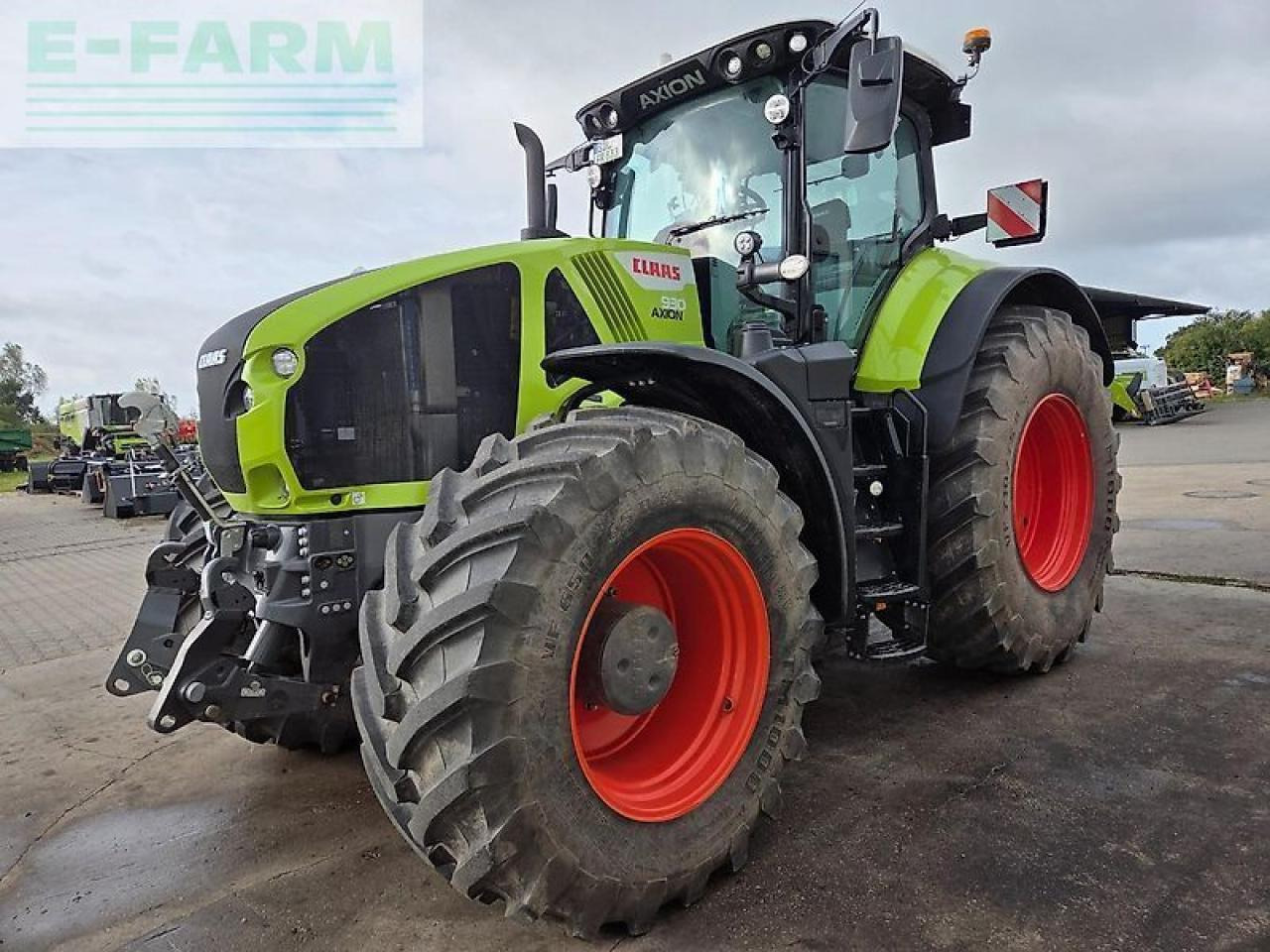Farm tractor CLAAS axion 930 + cemis 1200