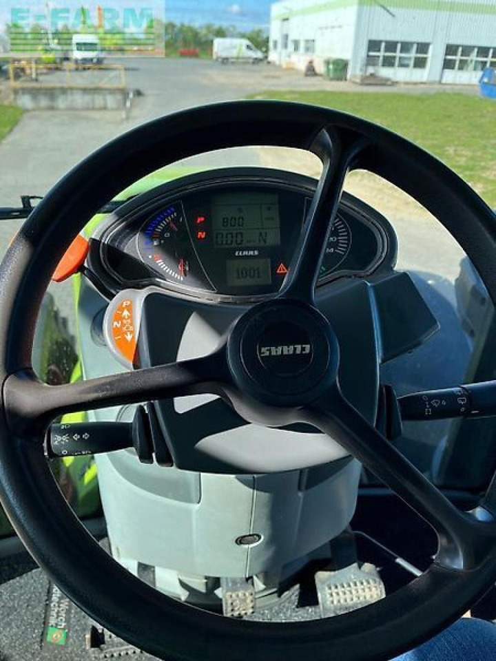 Farm tractor CLAAS axion 930 cmatic ceb