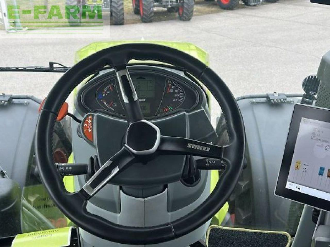 Farm tractor CLAAS axion 930 cmatic cebis CMATIC CEBIS